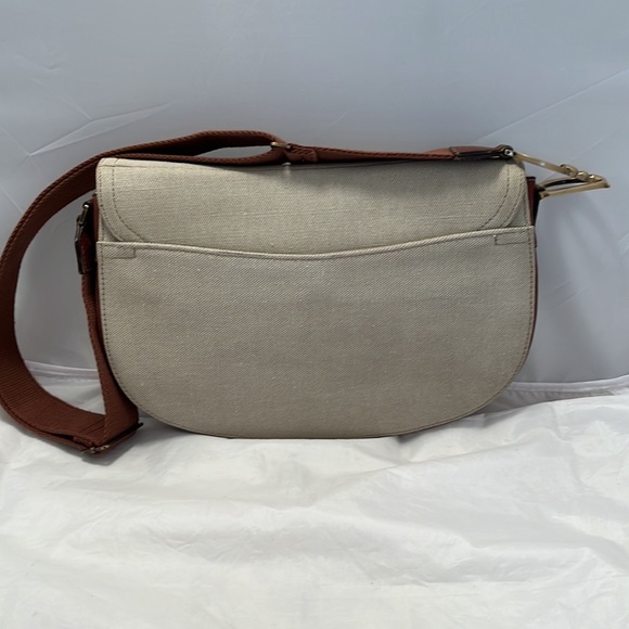 Dior Crossbody Saddle Bag - Picture 2 of 16